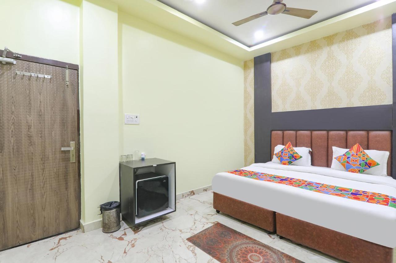 OYO 15530 Hotel G S Residency Varanasi Exterior foto
